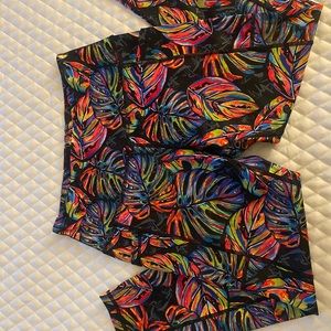 CVG Capri length squat proof tights